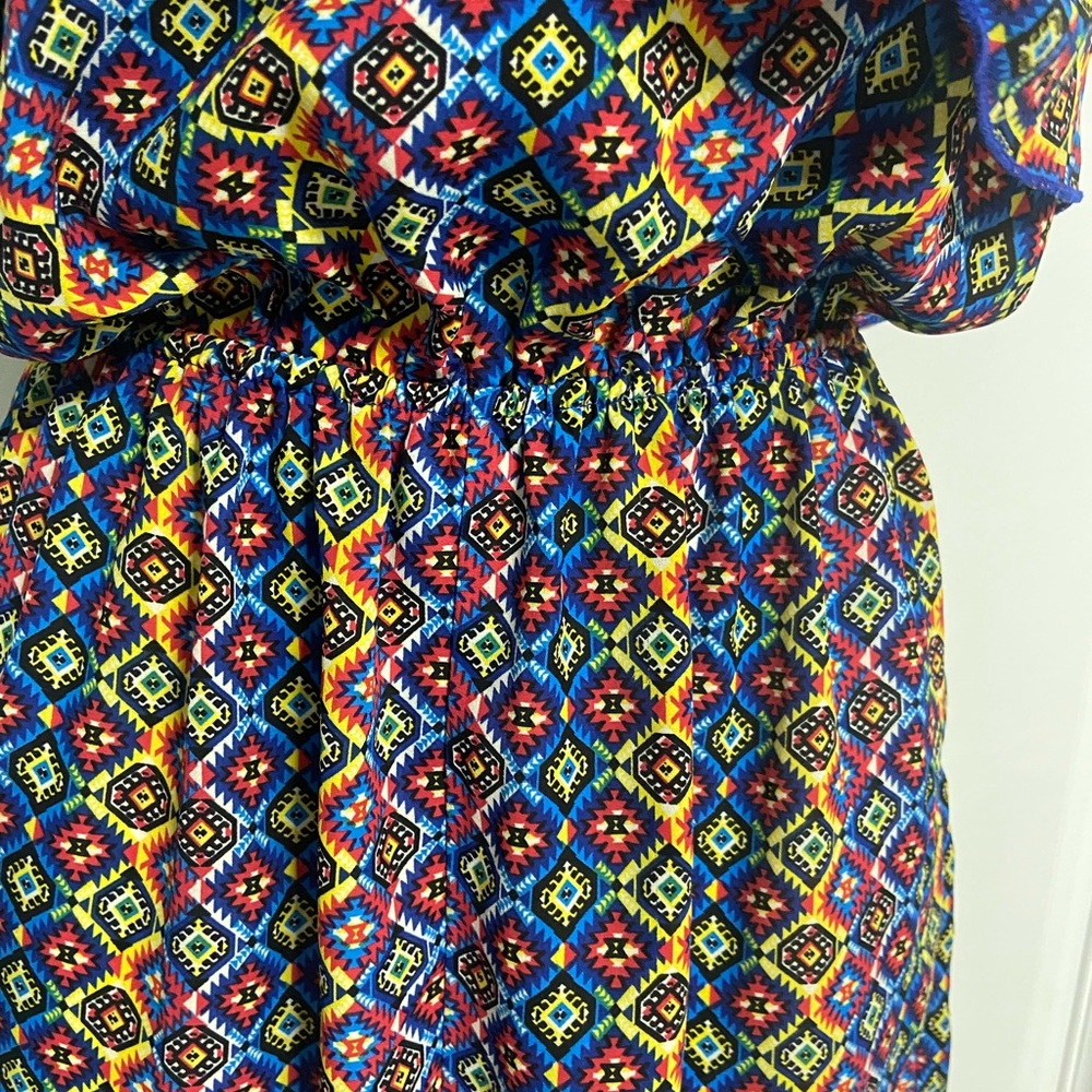 8- ESPRESSO MultiColor Geometric Romper - Picture 3 of 7